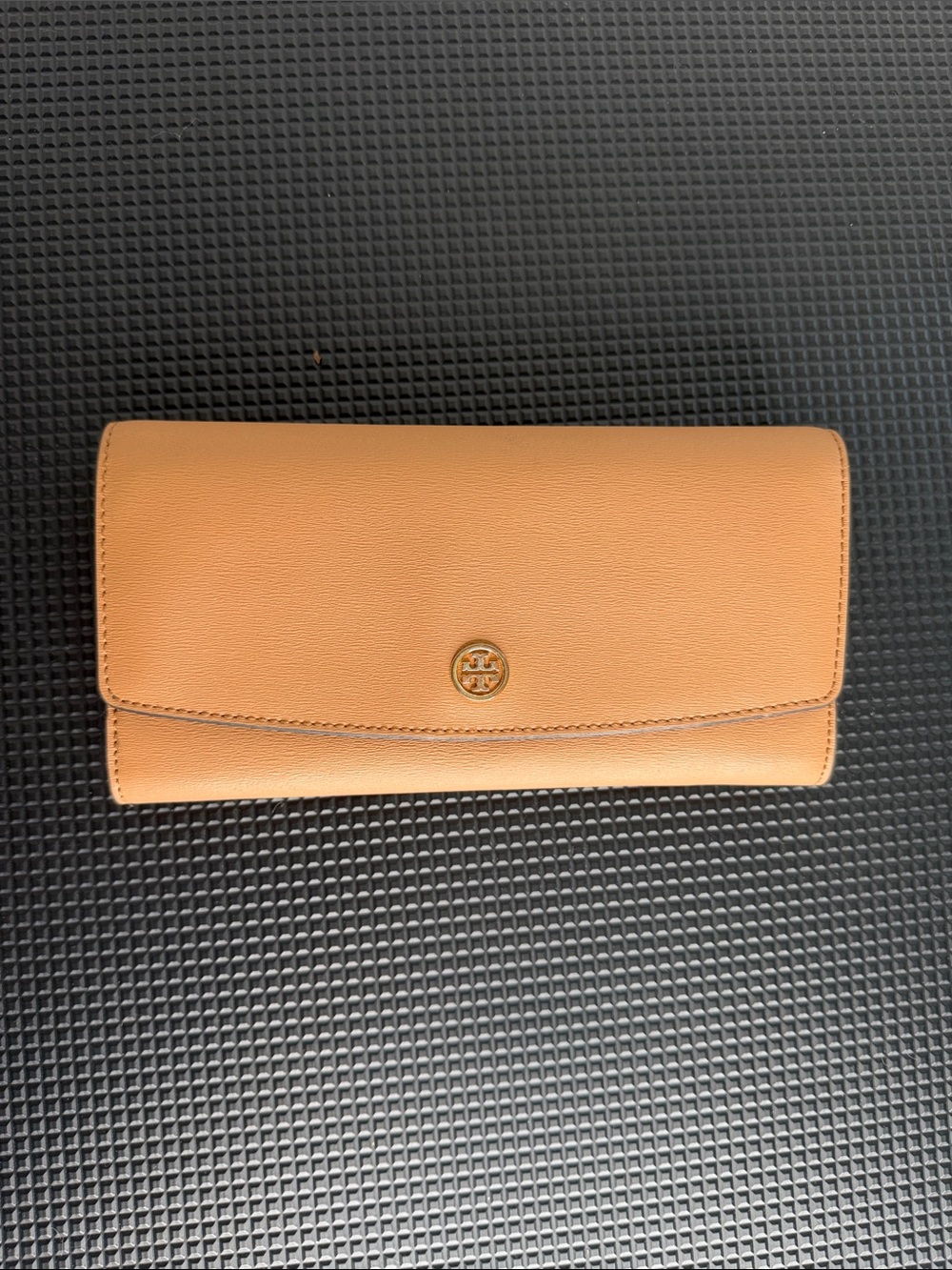 Tory Burch Peach/Tan Leather Continental Wallet with Logo Snap